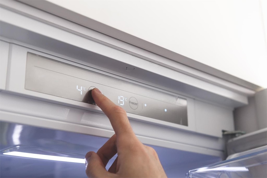 ¿Cómo programar un termostato de una cámara frigorífica?
