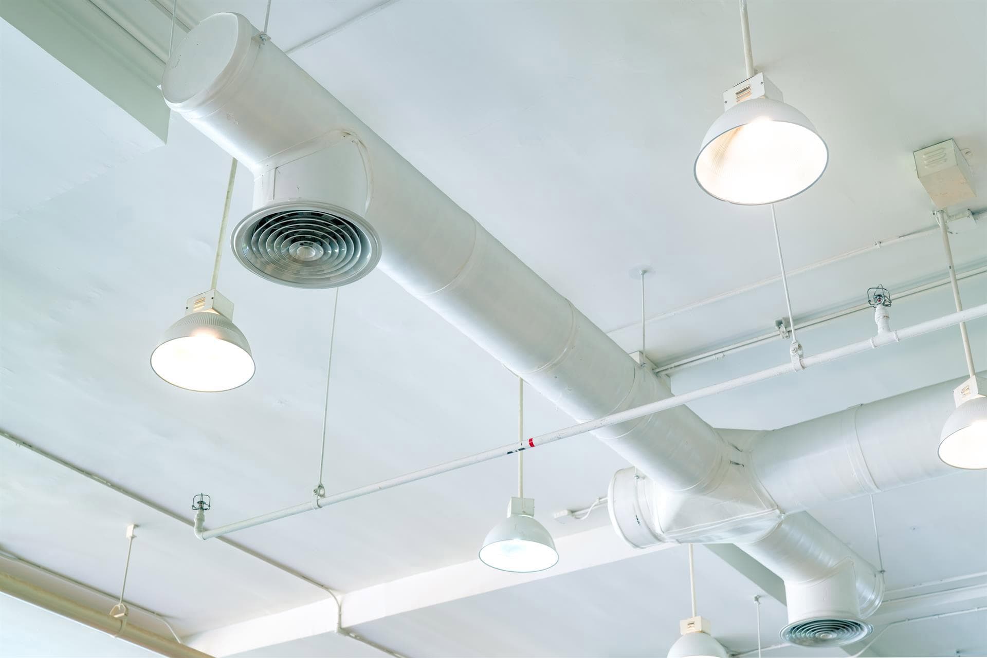 Instalación de sistemas de ventilación industrial en A Coruña